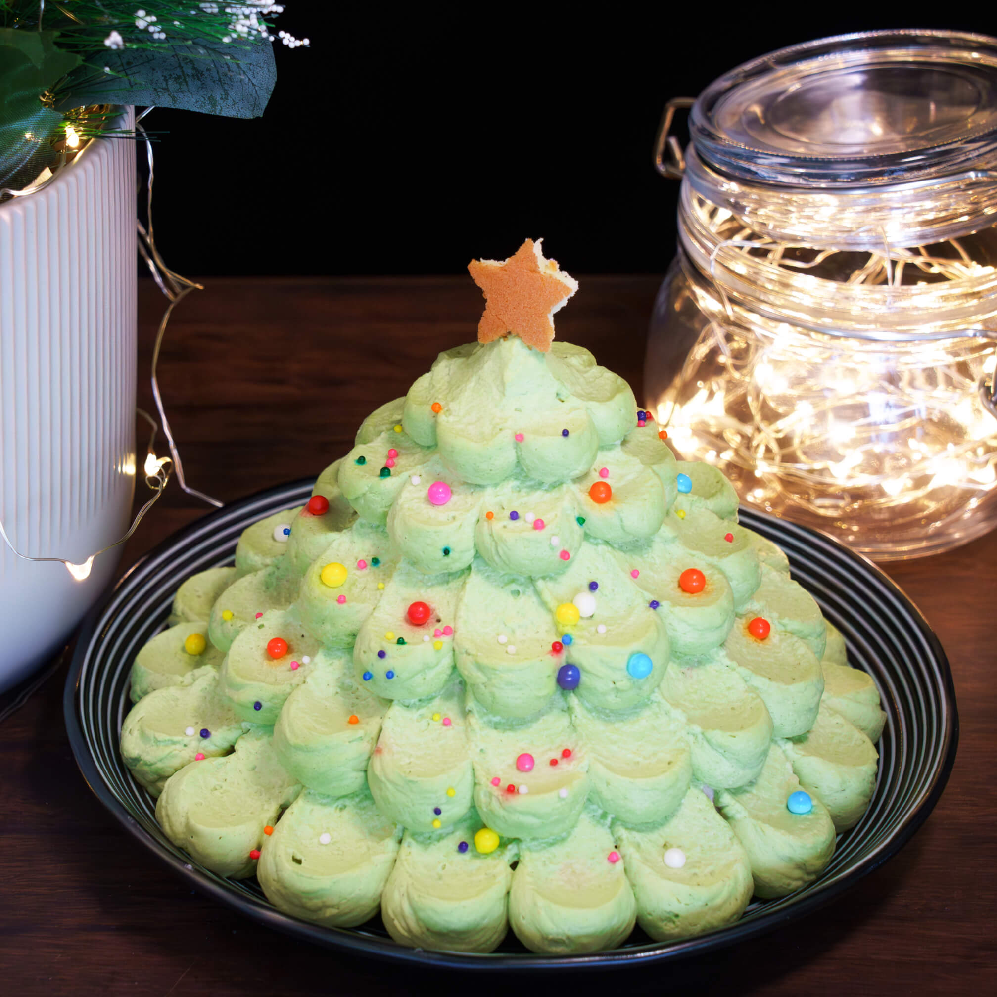 Christmas Tree Cake